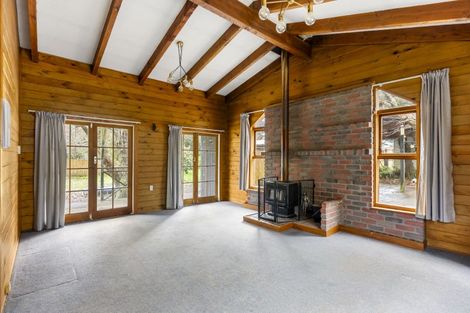 Photo of property in 133 Plateau Road, Te Marua, Upper Hutt, 5018