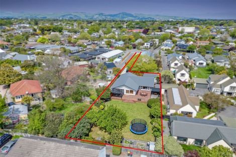 Photo of property in 28 Wairakei Road, Strowan, Christchurch, 8052