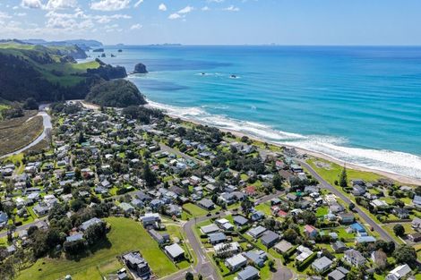 Photo of property in 10 Whiritoa Beach Road, Whiritoa, Whangamata, 3691