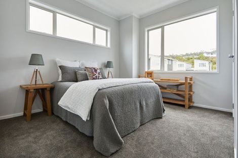 Photo of property in 44 Karepiro Drive, Stanmore Bay, Whangaparaoa, 0932