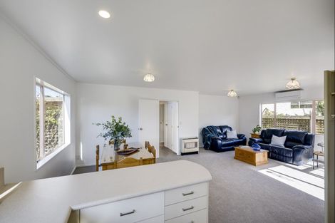 Photo of property in 13/180 Charles Street, Westshore, Napier, 4110