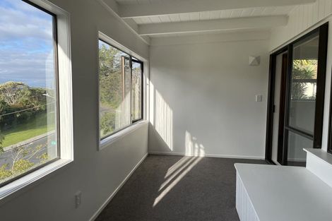 Photo of property in 84a/2 Avonleigh Road, Green Bay, Auckland, 0604