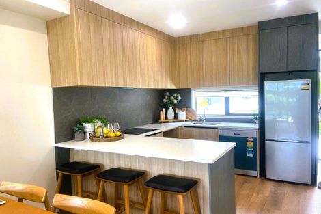 Photo of property in 33 Parkwood Avenue, Westgate, Auckland, 0614