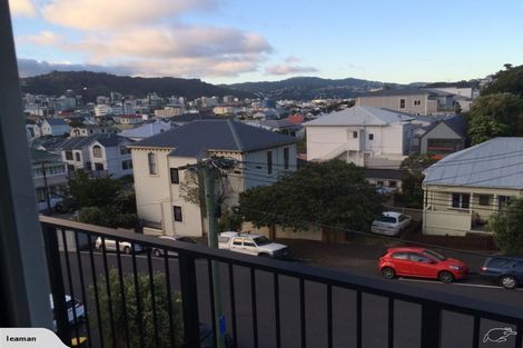 Photo of property in 11/4u Derby Street, Mount Victoria, Wellington, 6011
