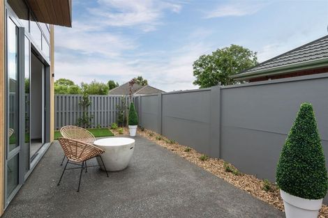 Photo of property in 1/40 Kilmarnock Street, Riccarton, Christchurch, 8011