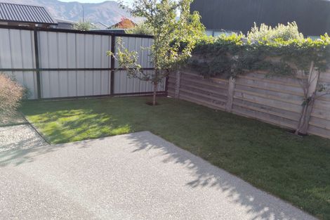 Photo of property in 8 Tahi Street, Albert Town, Wanaka, 9305