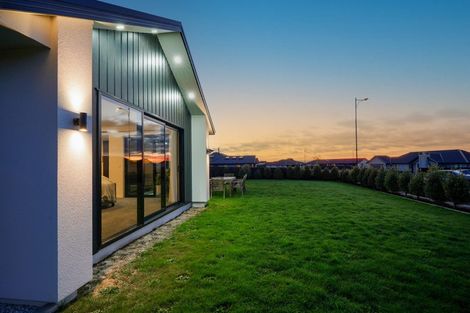 Photo of property in 6 Chatham Rise, Seaward Bush, Invercargill, 9812