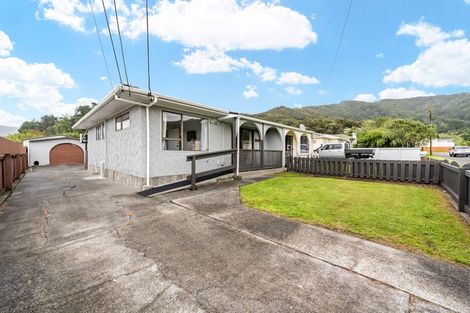 Photo of property in 5a Maire Street, Wainuiomata, Lower Hutt, 5014