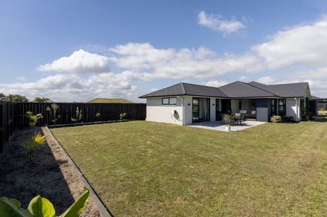 Photo of property in 51 Manawa Road, Papamoa Beach, Papamoa, 3118