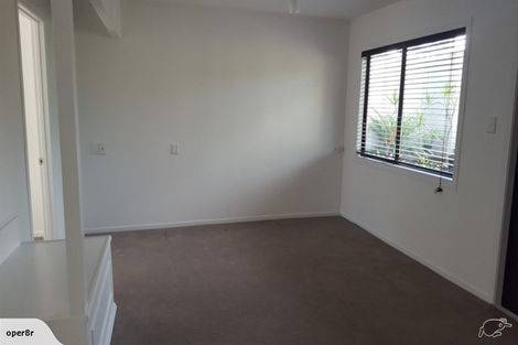 Photo of property in 46 Masterton Road, Rothesay Bay, Auckland, 0630