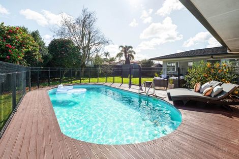 Photo of property in 25 Pulham Crescent, Queenwood, Hamilton, 3210