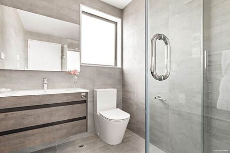 Photo of property in 18/54 Taharoto Road, Takapuna, Auckland, 0622