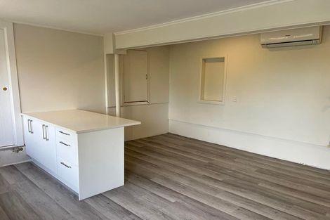 Photo of property in 45 Channel View Road, Campbells Bay, Auckland, 0630