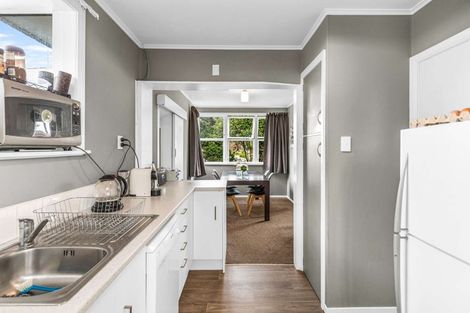 Photo of property in 1 Dampier Avenue, Awapuni, Palmerston North, 4412