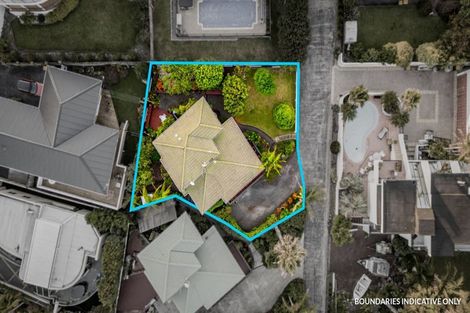 Photo of property in 181 Luckens Road, West Harbour, Auckland, 0618