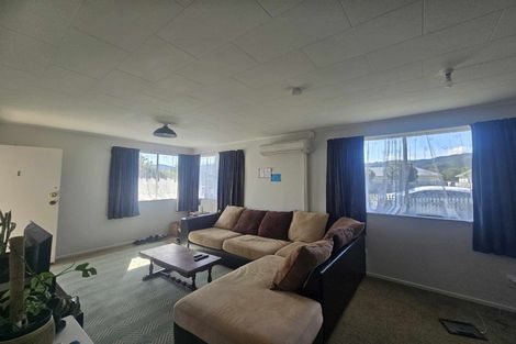 Photo of property in 728f1- Fergusson Drive, Elderslea, Upper Hutt, 5018