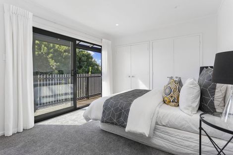 Photo of property in 13 Davita Place, Farm Cove, Auckland, 2012