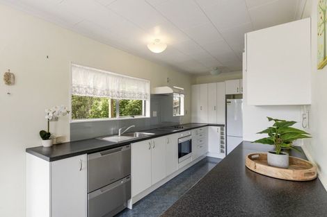 Photo of property in 79 Queens Road, Glen Avon, New Plymouth, 4312