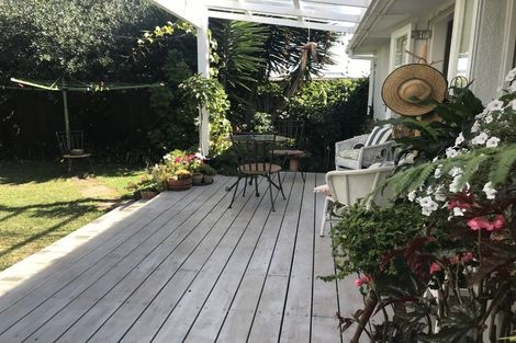 Photo of property in 6 Miro Road, Mangere Bridge, Auckland, 2022