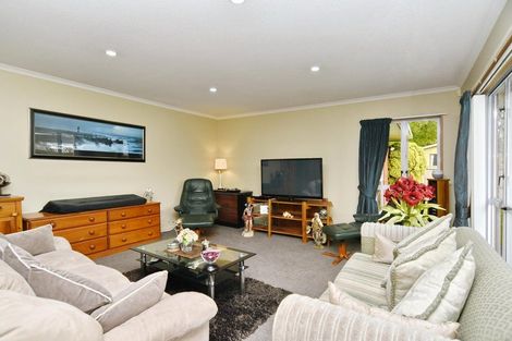 Photo of property in 66 Dunedin Street, Redwood, Christchurch, 8051