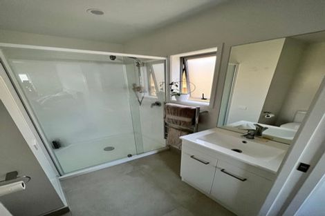 Photo of property in 78a Lincoln Park Avenue, Massey, Auckland, 0614