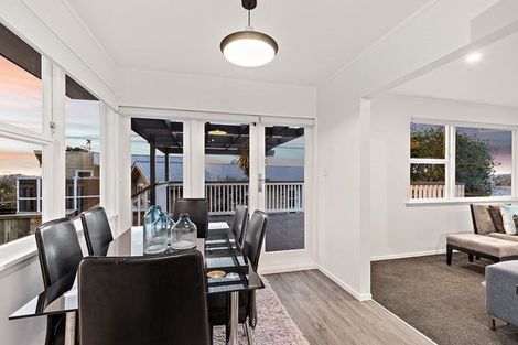 Photo of property in 27 Sunvue Road, Glen Eden, Auckland, 0602