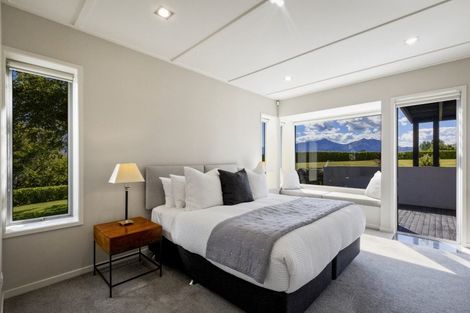 Photo of property in 11 Carlin Creek Drive, Drift Bay, Queenstown, 9371