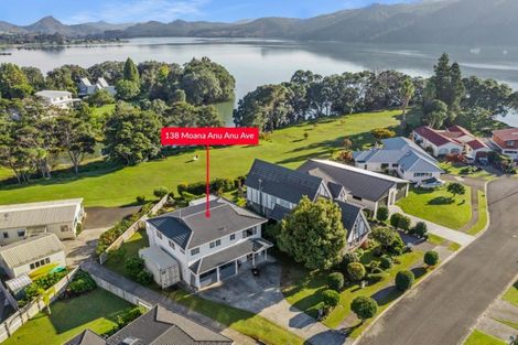 Photo of property in 138 Moana Anu Anu Avenue, Whangamata, 3620