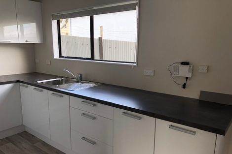 Photo of property in 1/18 Waiari Road, Conifer Grove, Takanini, 2112