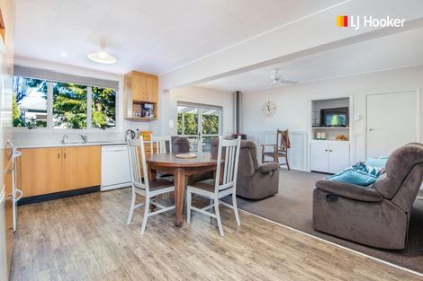 Photo of property in 290 Gladstone Road North, Mosgiel, 9092