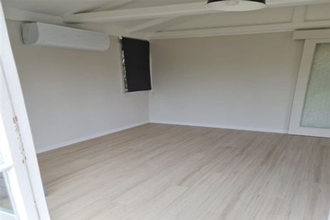 Photo of property in 143 Hutchinson Avenue, New Lynn, Auckland, 0600