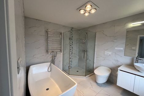 Photo of property in 26 Lagonda Rise, Oteha, Auckland, 0632