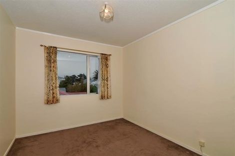 Photo of property in 192f6 Onepu Road, Lyall Bay, Wellington, 6022