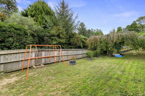 Photo of property in 6 Serenity Grove, Maoribank, Upper Hutt, 5018