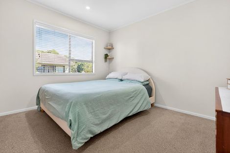 Photo of property in 2/36 Gatman Street, Birkdale, Auckland, 0626