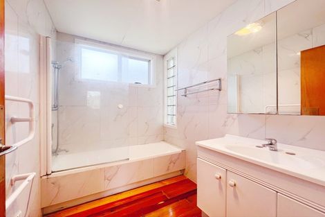 Photo of property in 49 Rosier Road, Glen Eden, Auckland, 0602