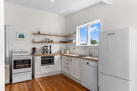 Photo of property in 17 Olsen Avenue, Mangawhai Heads, Mangawhai, 0505