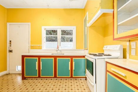 Photo of property in 1/71 Garden Road, Northland, Wellington, 6012