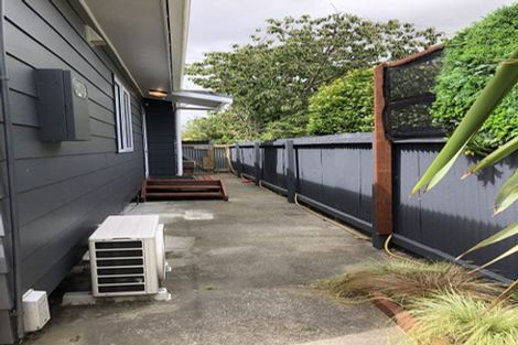 Photo of property in 22a Kapiti Road, Paraparaumu, 5032