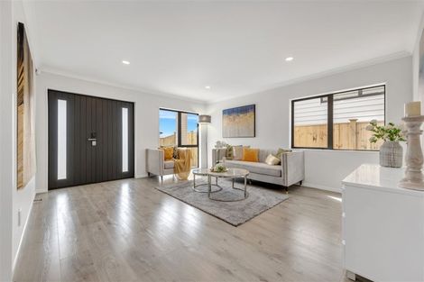 Photo of property in 4 Glann Lane, Flat Bush, Auckland, 2019