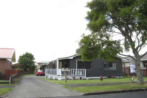 Photo of property in 12b Landscape Road, Pukekohe, 2120