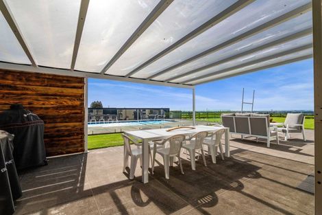 Photo of property in 80 Clearview Road, Lepperton, New Plymouth, 4373