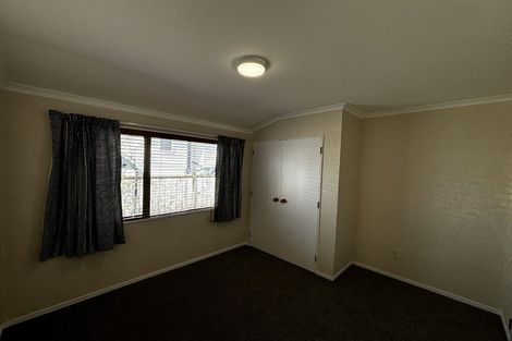Photo of property in 2/219 Mangorei Road, Merrilands, New Plymouth, 4312