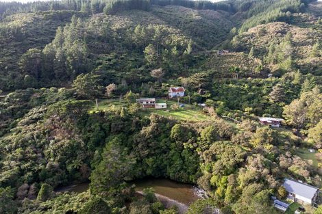 Photo of property in 1721b Akatarawa Road, Akatarawa Valley, Upper Hutt, 5372