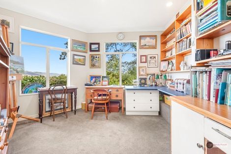 Photo of property in 11c Miromiro Road, Normandale, Lower Hutt, 5010