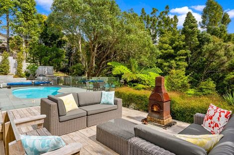 Photo of property in 10 Mosman Place, Chatswood, Auckland, 0626