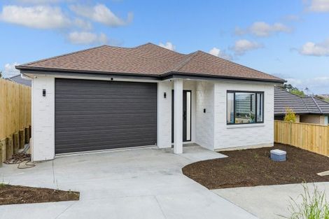 Photo of property in 6 Grenache Way, Kumeu, 0810