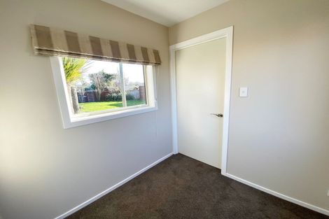 Photo of property in 33 Bellbrook Crescent, Shirley, Christchurch, 8013