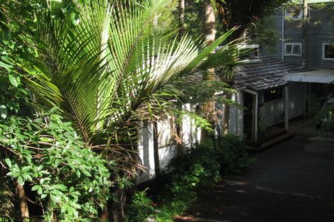 Photo of property in 19 Paturoa Road, Titirangi, Auckland, 0604