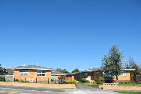 Photo of property in 2/2 Te Mata Road, Havelock North, 4130